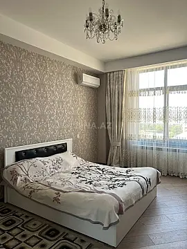 Kirayə verilir 2 otaqlı mənzil 82 m²