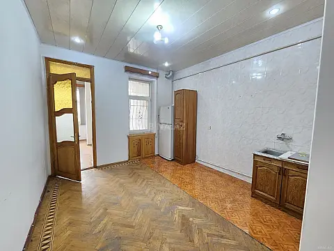 Kirayə verilir 5 otaqlı ofis 160 m²