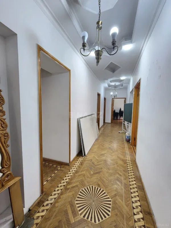 Kirayə verilir 5 otaqlı ofis 160 m²