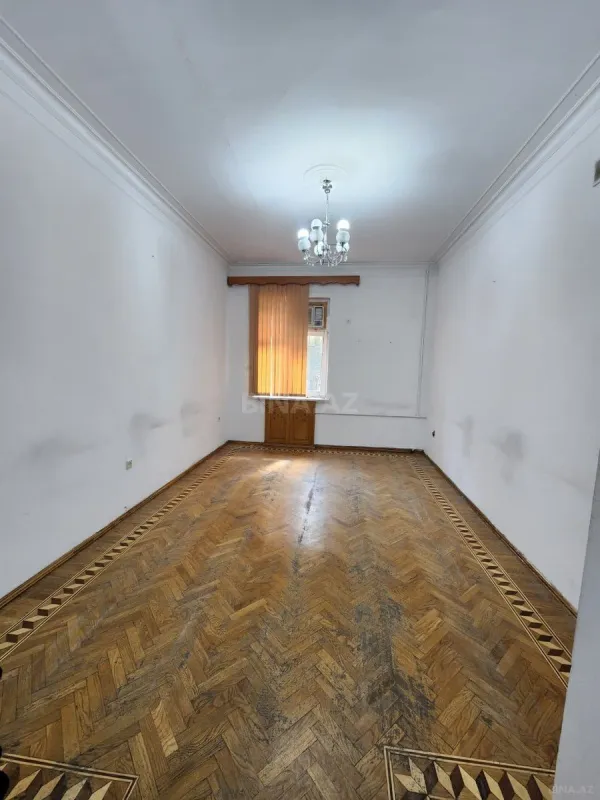 Kirayə verilir 5 otaqlı ofis 160 m²