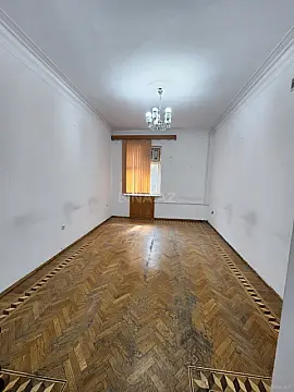 Kirayə verilir 5 otaqlı ofis 160 m²