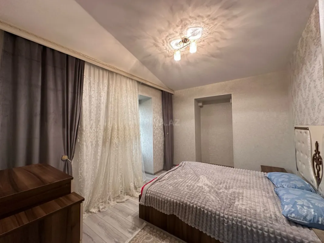 Kirayə verilir 4 otaqlı həyət evi 300 m²