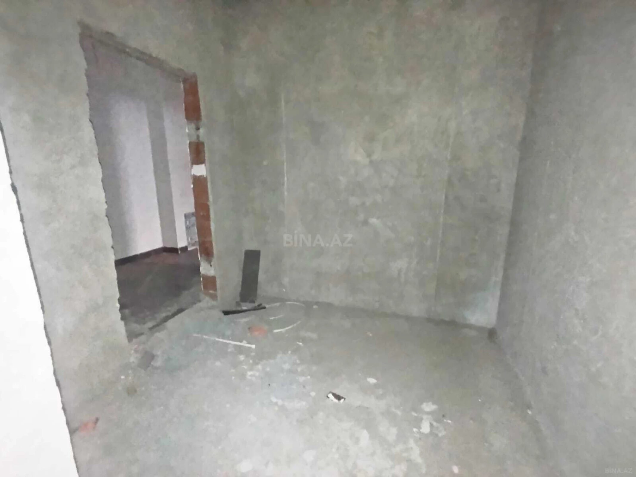Satılır 3 otaqlı mənzil 111 m²