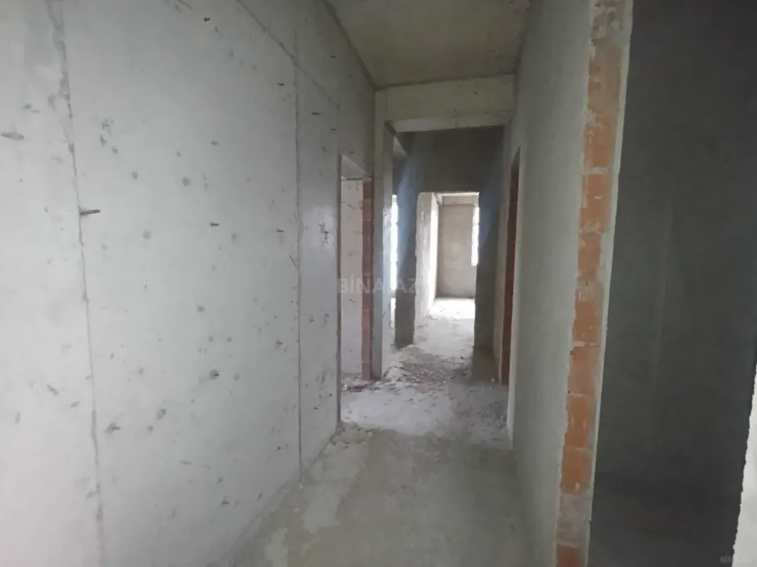 Satılır 3 otaqlı mənzil 111 m²