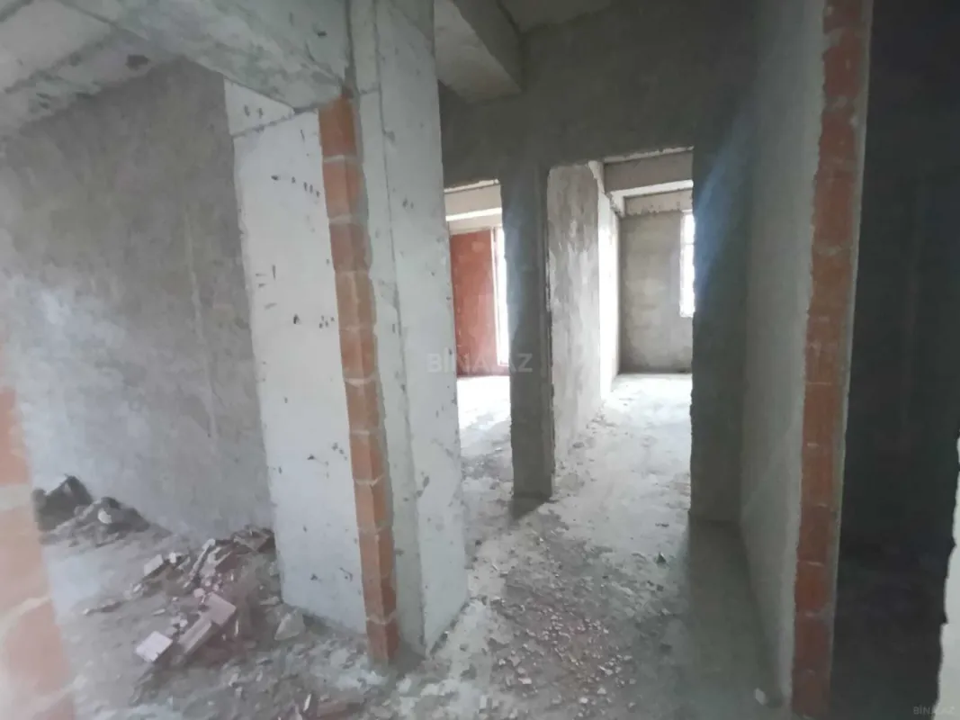 Satılır 3 otaqlı mənzil 111 m²