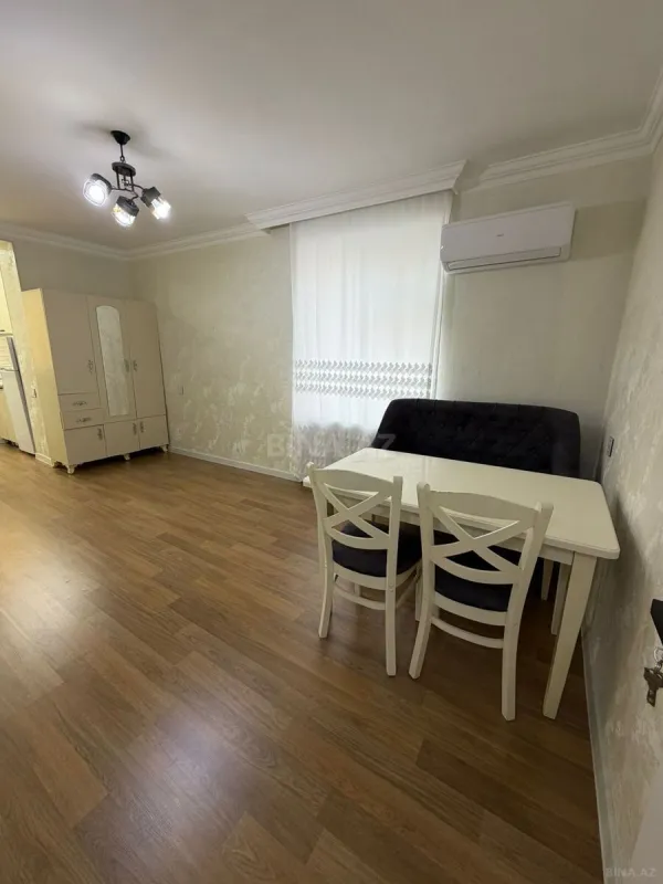 Satılır 1 otaqlı mənzil 35 m²