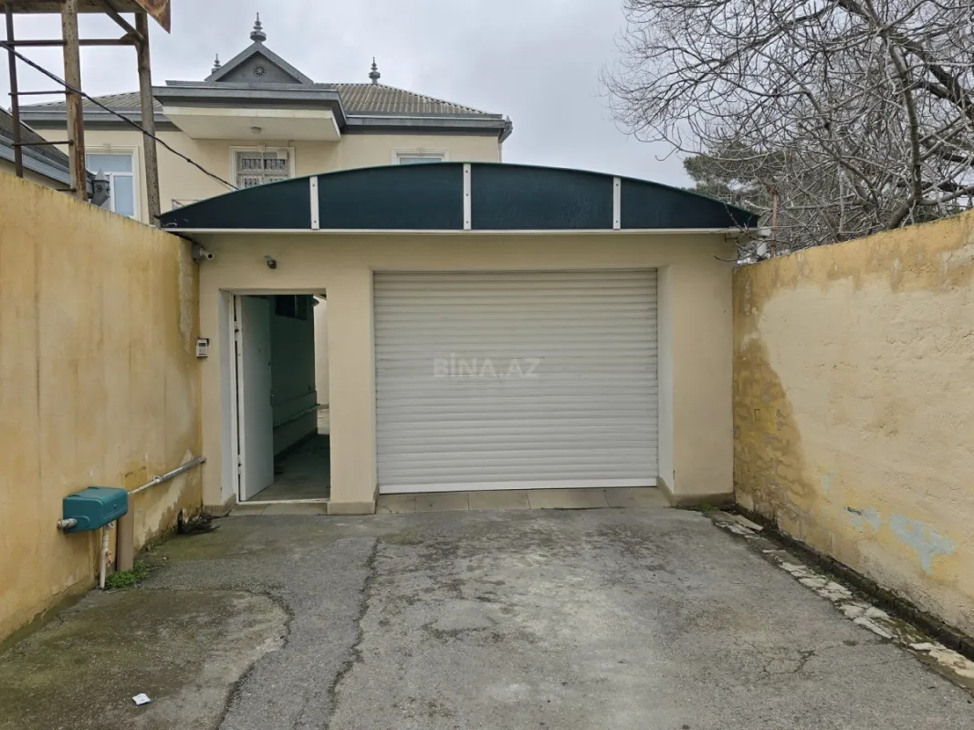 Satılır 6 otaqlı həyət evi 200 m²