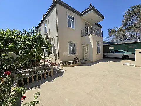 Satılır 6 otaqlı həyət evi 200 m² — Bakı, Binəqədi 6 otaq 200.00 m²