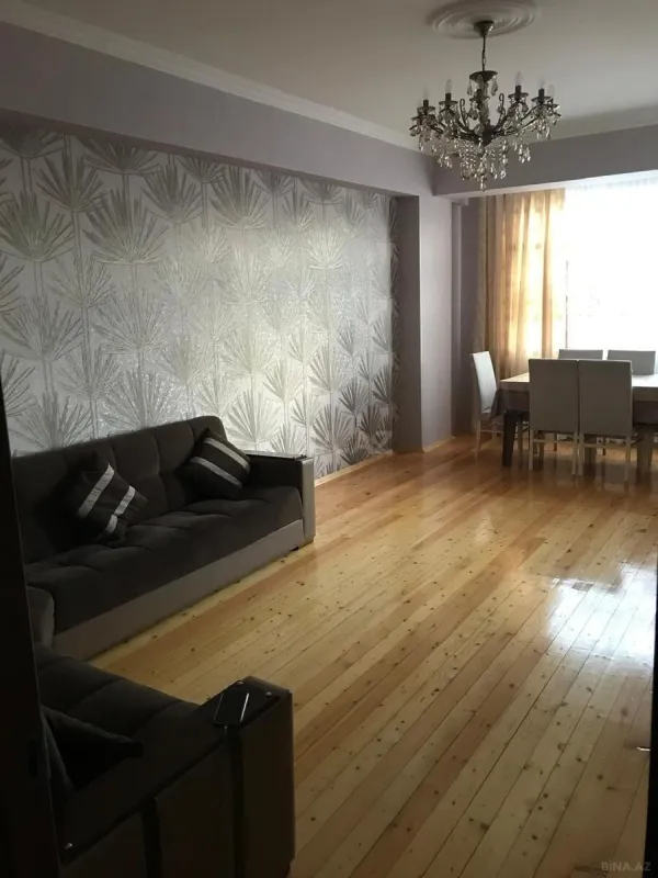 Satılır 2 otaqlı mənzil 76 m²