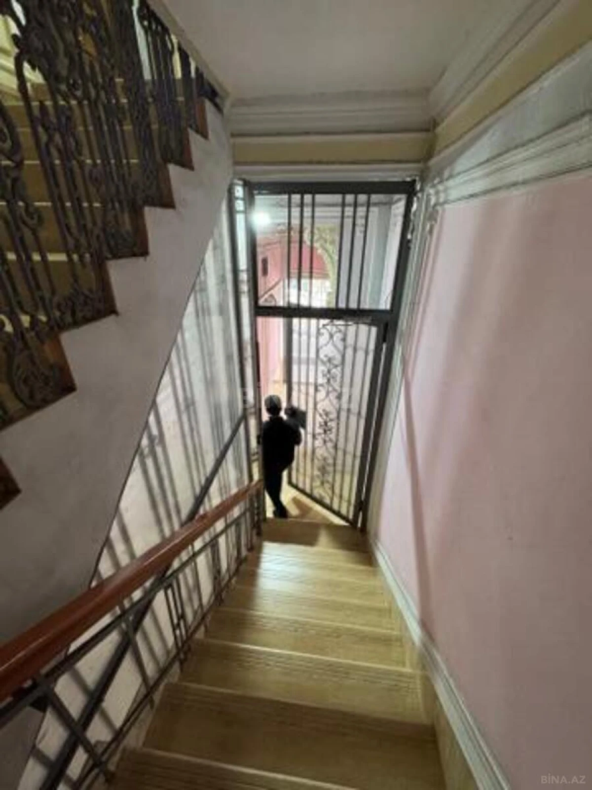 Satılır 3 otaqlı mənzil 100 m²