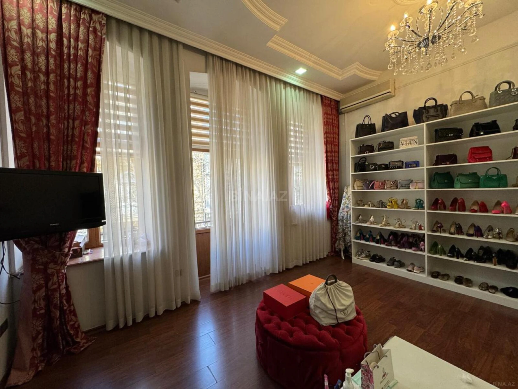 Satılır 3 otaqlı mənzil 100 m²