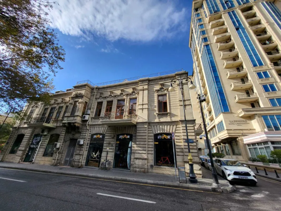 Satılır 3 otaqlı mənzil 100 m²