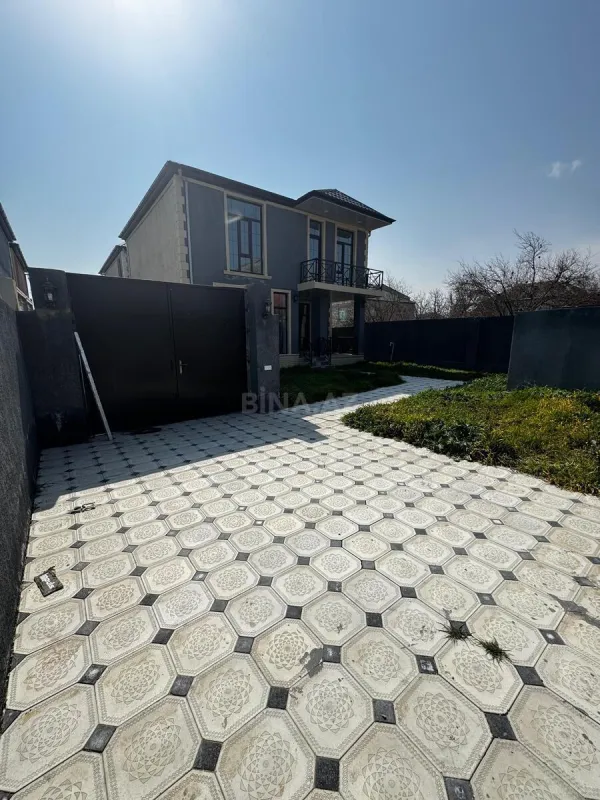 Satılır 4 otaqlı həyət evi 155 m²