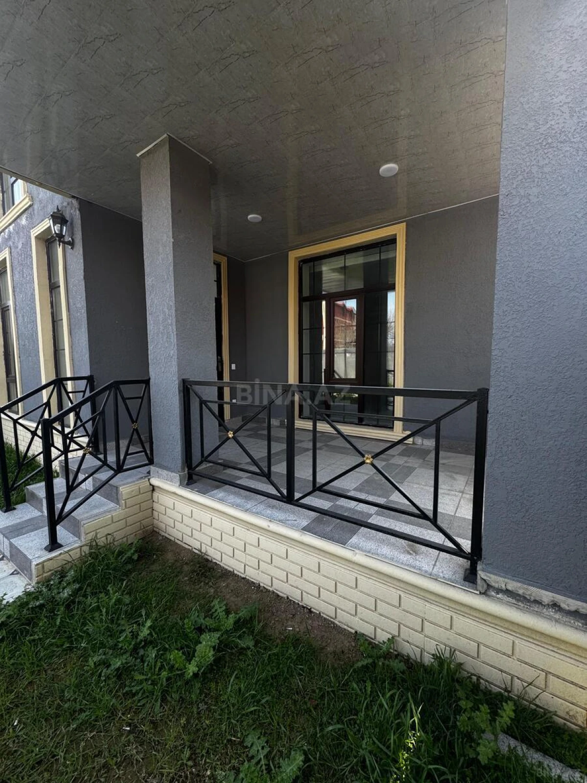 Satılır 4 otaqlı həyət evi 155 m²