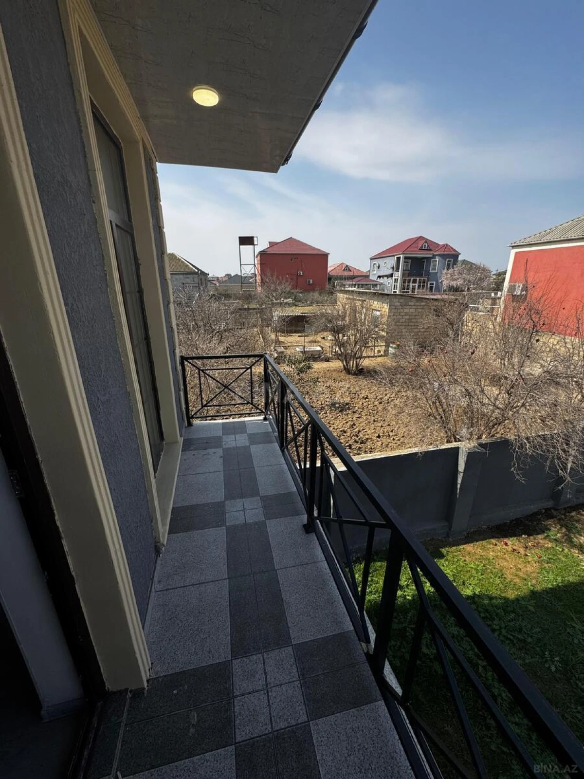 Satılır 4 otaqlı həyət evi 155 m²