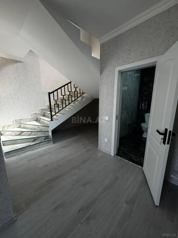 Satılır 4 otaqlı həyət evi 155 m²