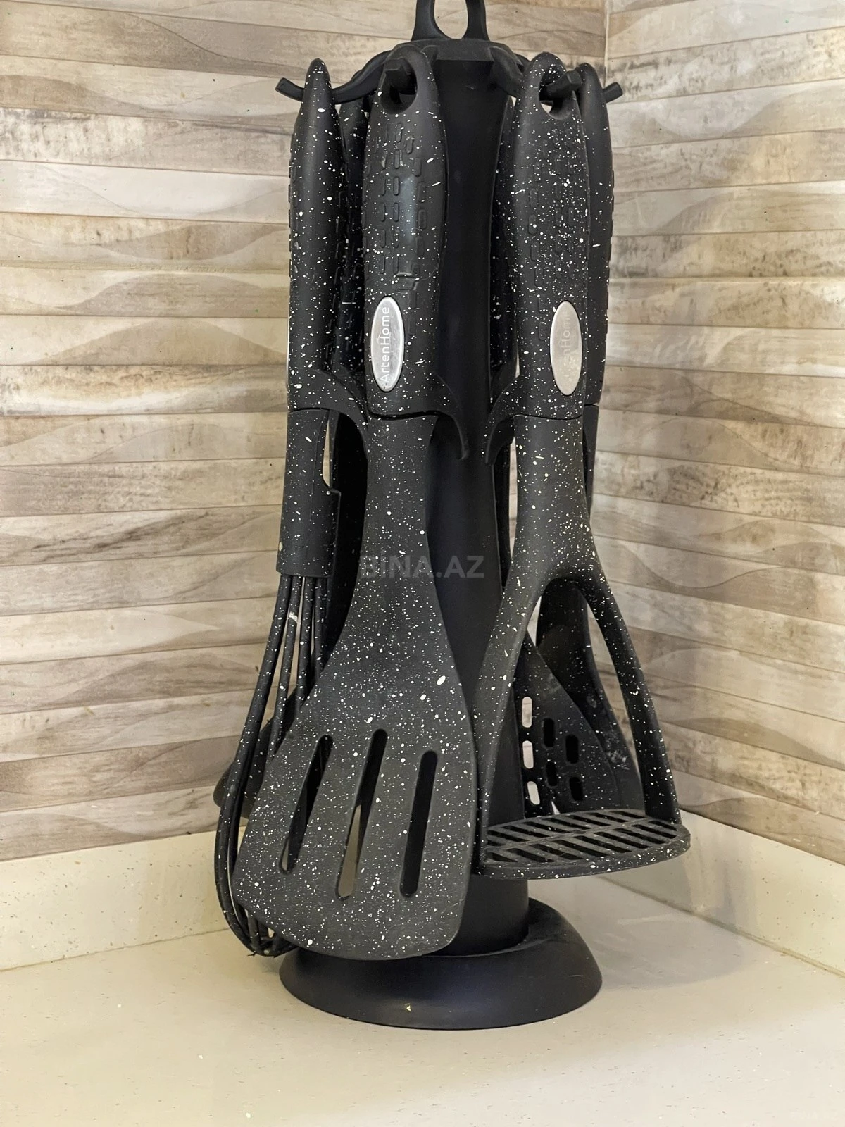 Kirayə verilir 3 otaqlı mənzil 100 m²