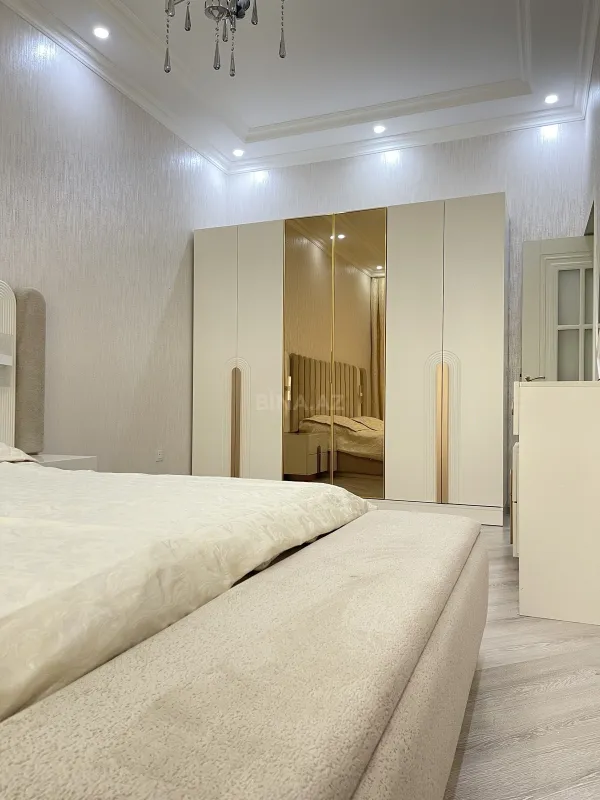 Kirayə verilir 3 otaqlı mənzil 100 m²