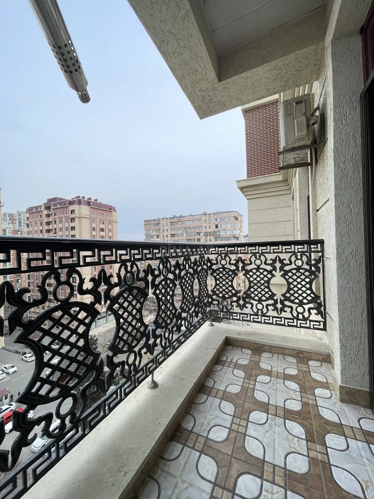 Kirayə verilir 3 otaqlı mənzil 100 m²