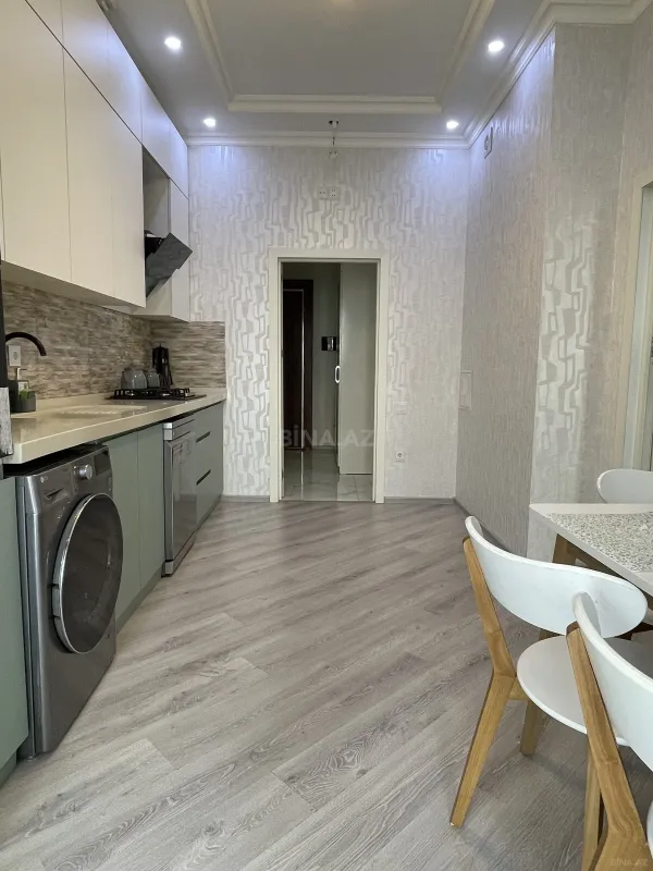 Kirayə verilir 3 otaqlı mənzil 100 m²