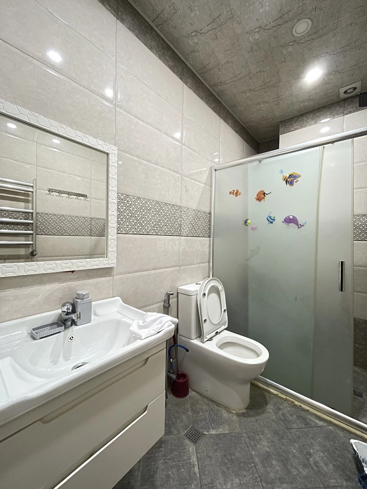 Kirayə verilir 3 otaqlı mənzil 100 m²