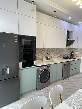 Kirayə verilir 3 otaqlı mənzil 100 m² — Bakı, Nərimanov 3 otaq 100.00 m²