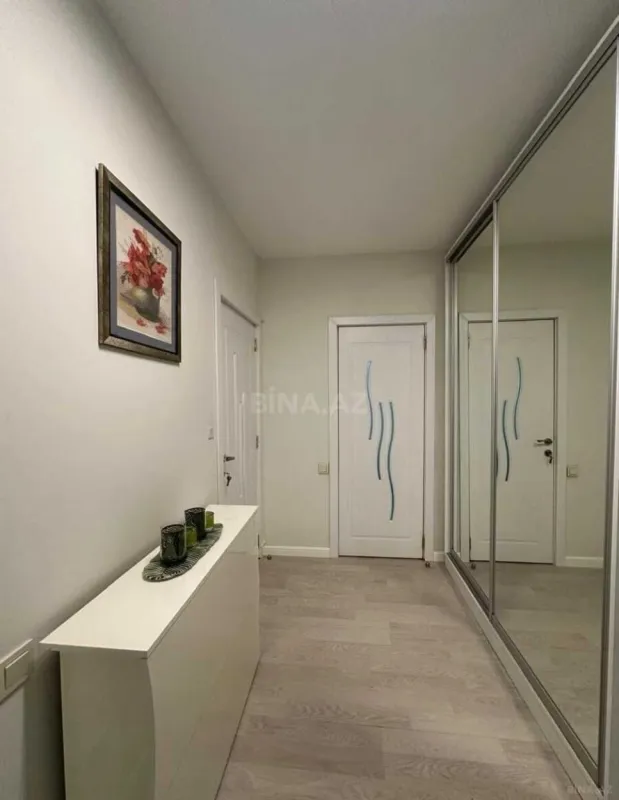 Kirayə verilir 2 otaqlı mənzil 74 m²