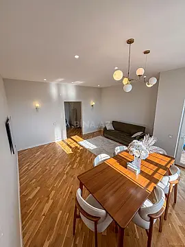 Satılır 2 otaqlı mənzil 95 m²