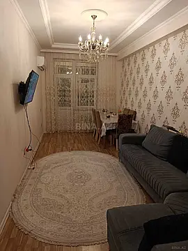 Satılır 2 otaqlı mənzil 70 m²