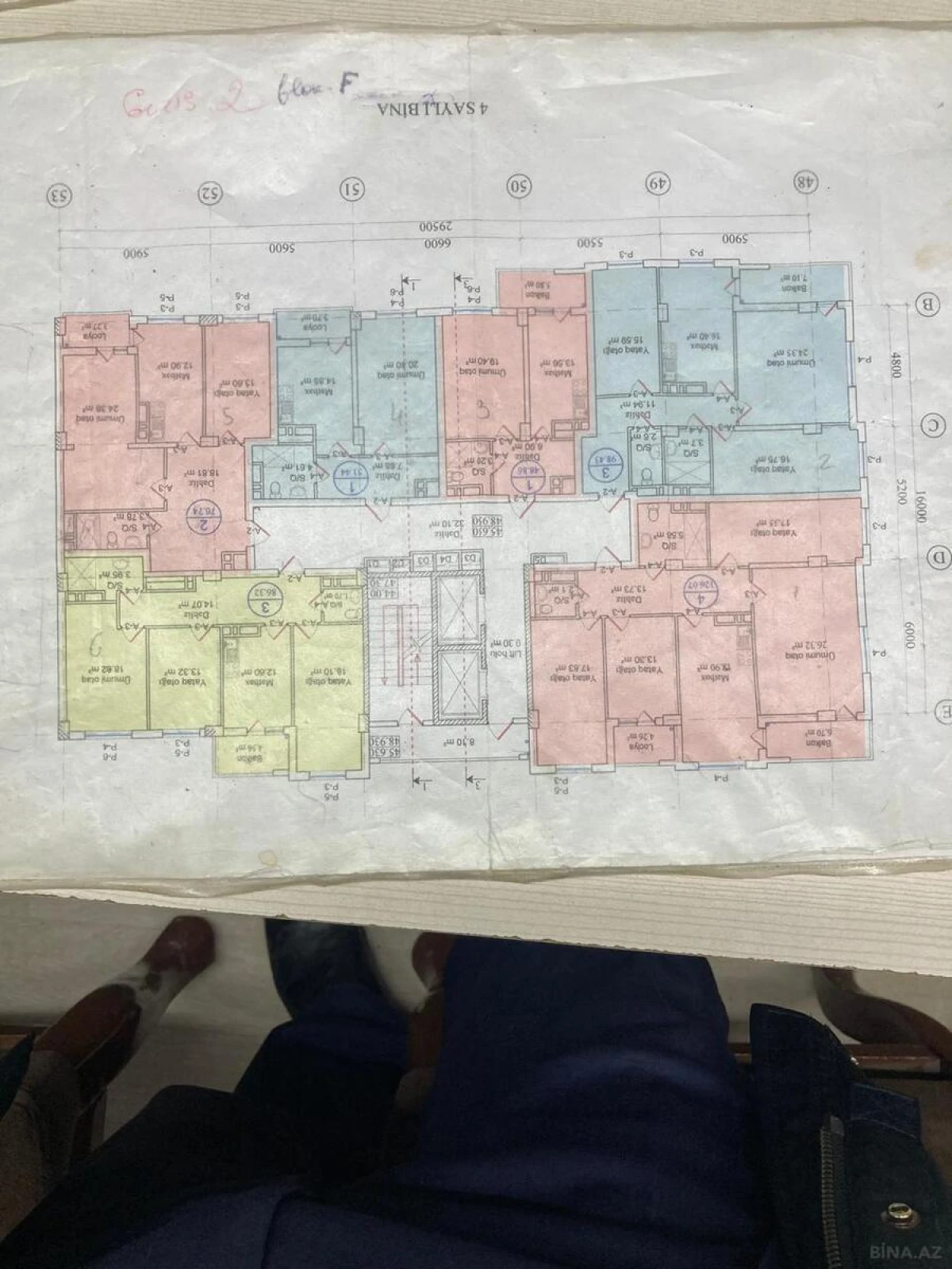 Satılır 2 otaqlı mənzil 82.1 m²