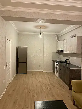 Kirayə verilir 2 otaqlı mənzil 76 m²