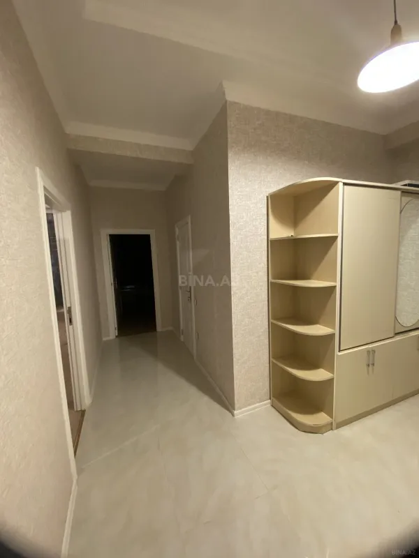 Kirayə verilir 2 otaqlı mənzil 76 m²