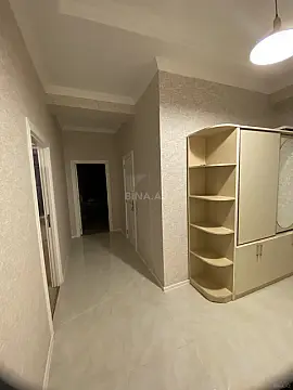 Kirayə verilir 2 otaqlı mənzil 76 m²