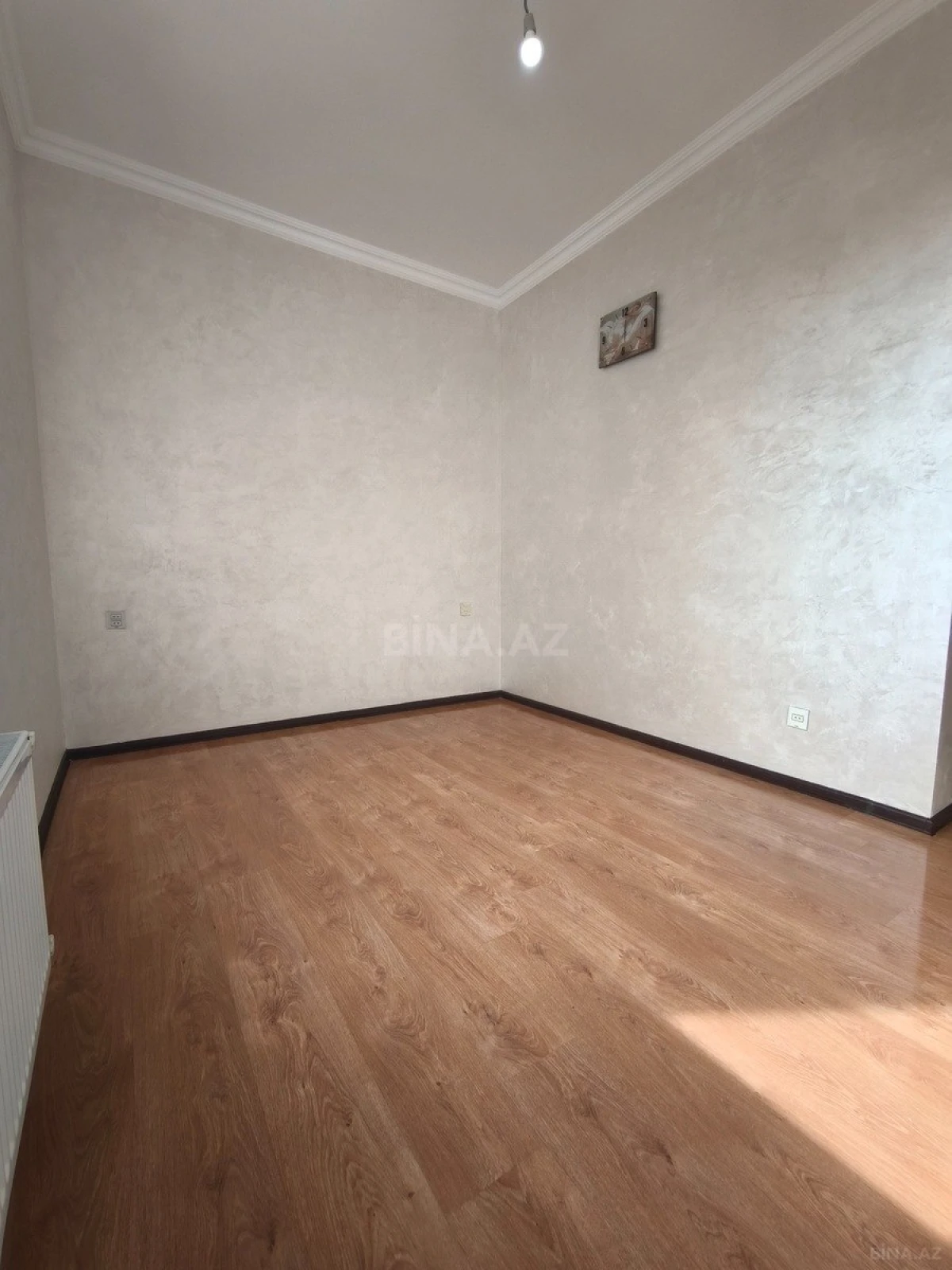 Satılır 2 otaqlı mənzil 65 m²