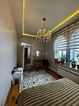 Kirayə verilir 8 otaqlı həyət evi 600 m²