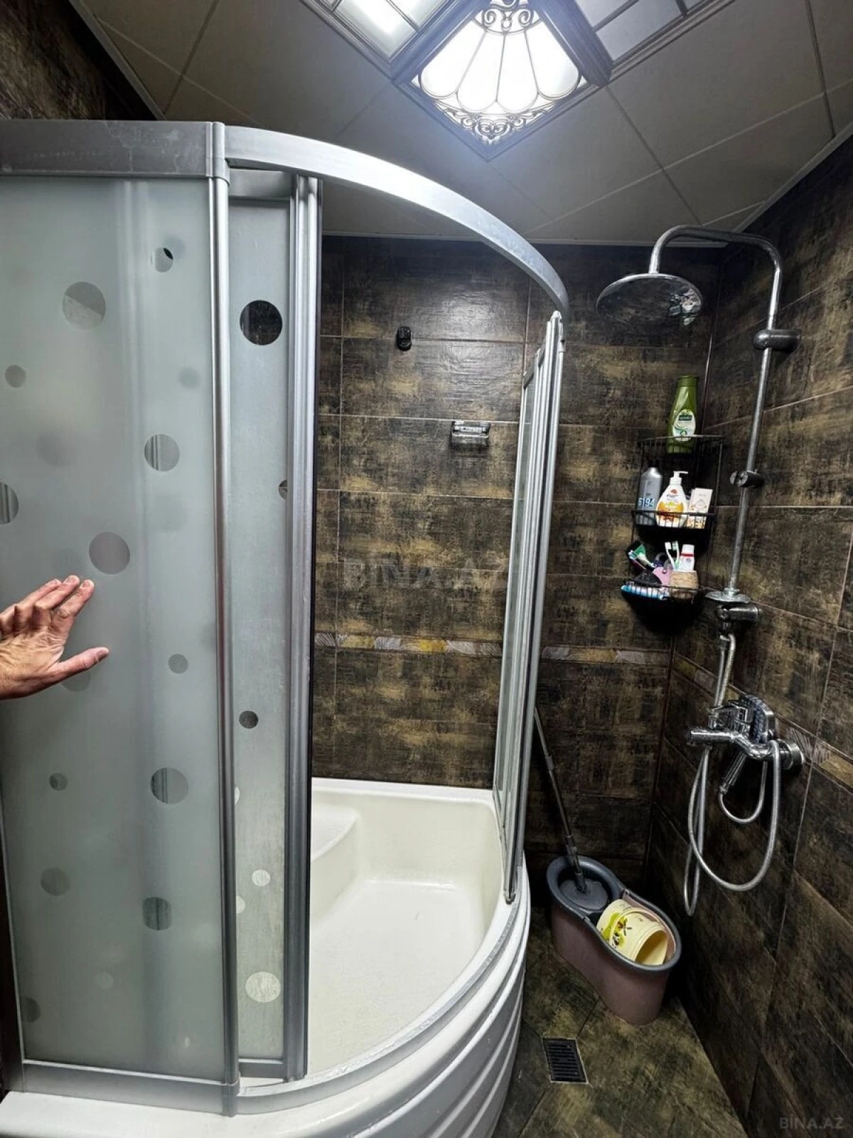 Kirayə verilir 8 otaqlı həyət evi 600 m²