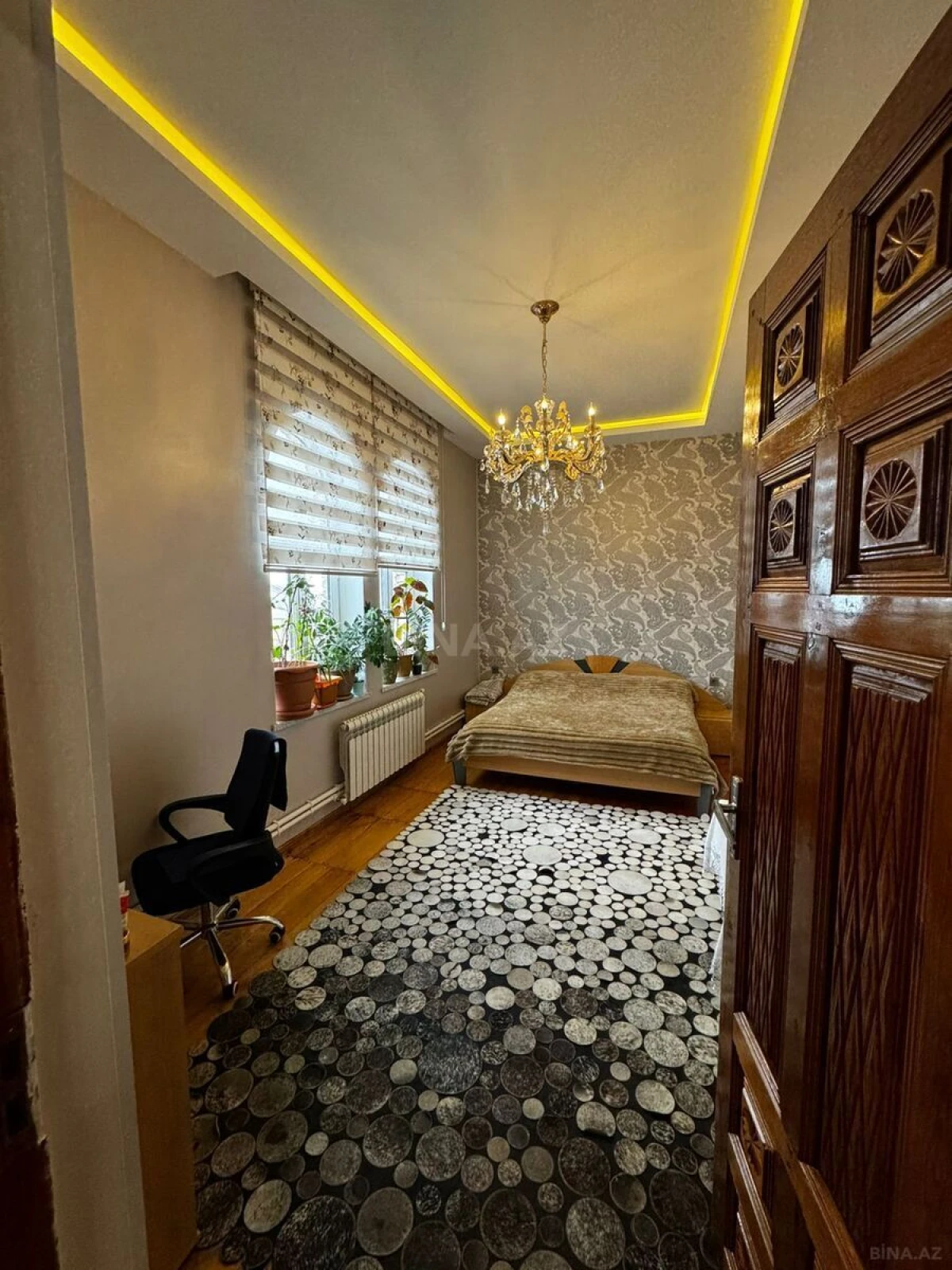 Kirayə verilir 8 otaqlı həyət evi 600 m²
