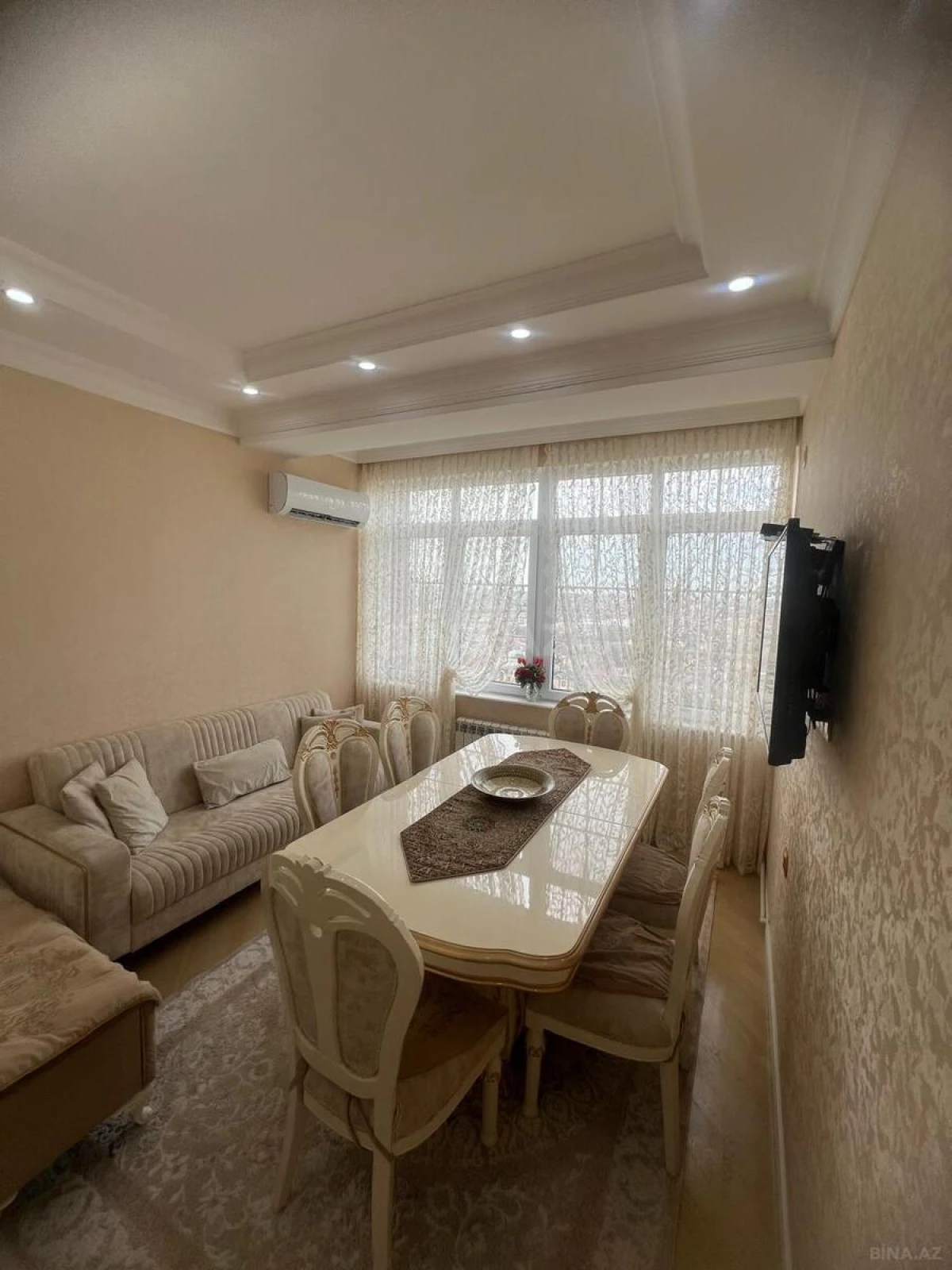 Satılır 3 otaqlı mənzil 90 m²