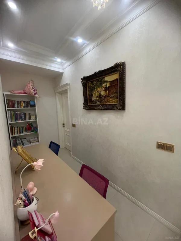 Satılır 3 otaqlı mənzil 90 m²