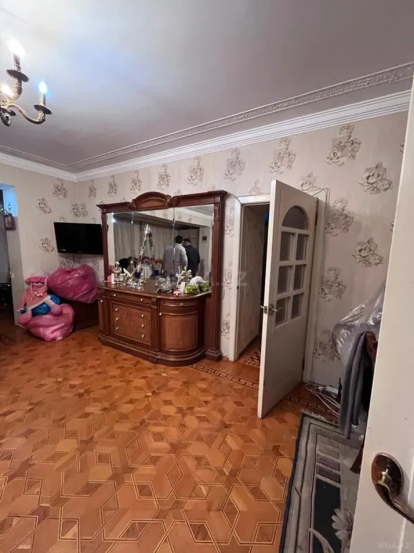 Satılır 2 otaqlı mənzil 74 m²