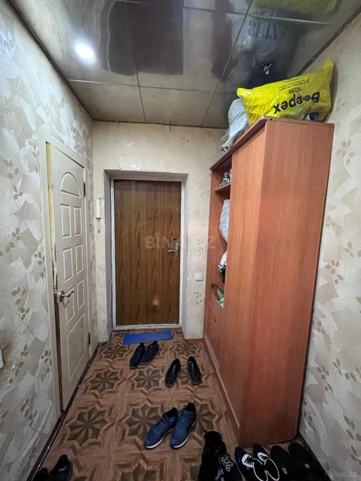 Satılır 2 otaqlı mənzil 74 m²