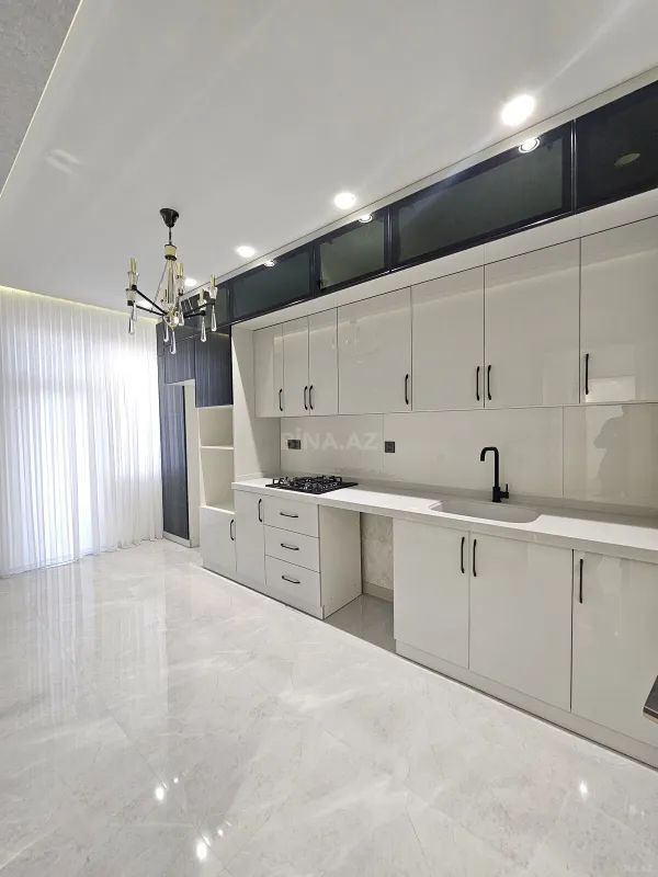 Satılır 2 otaqlı mənzil 65 m²