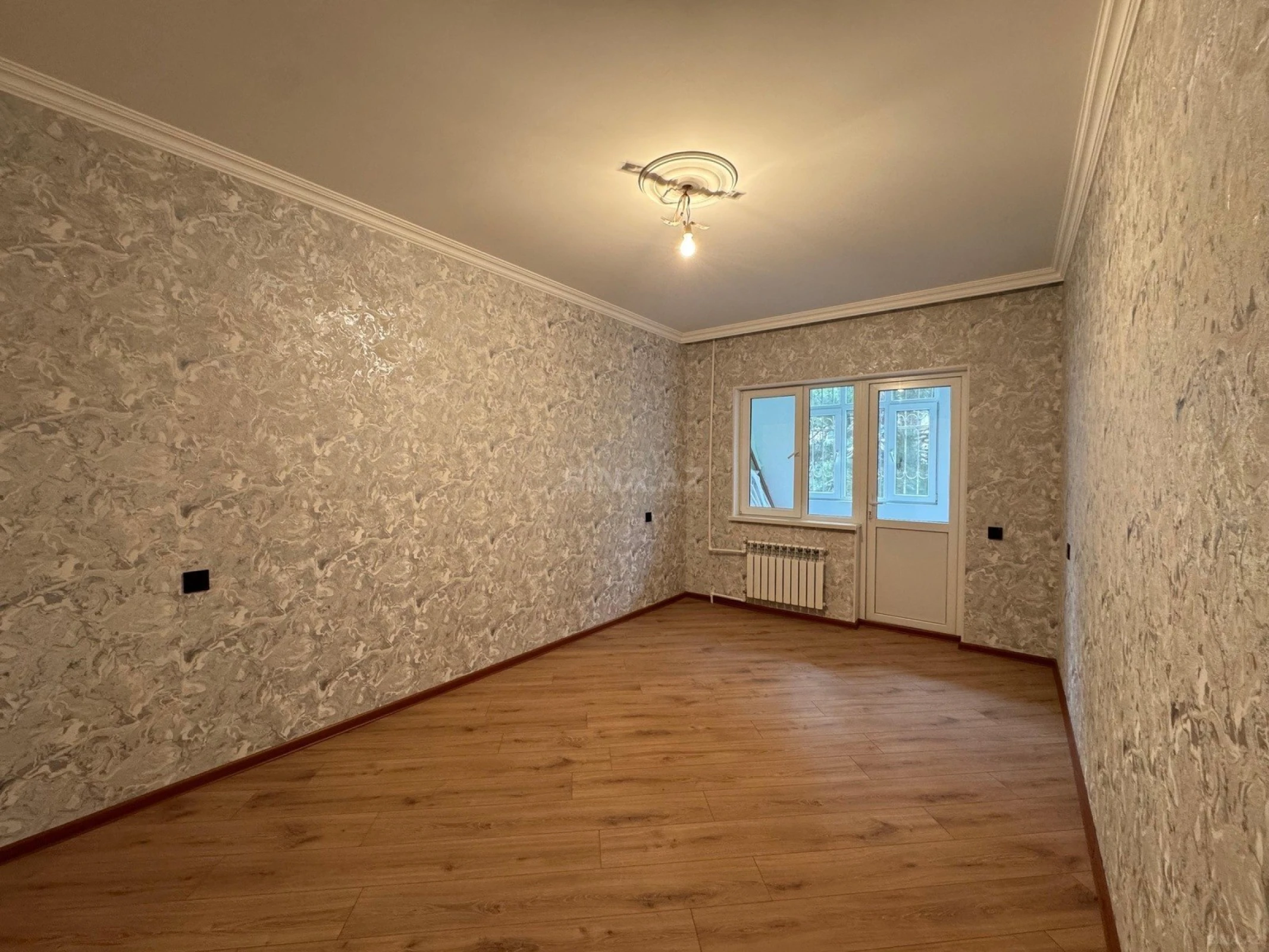 Satılır 3 otaqlı mənzil 75 m²