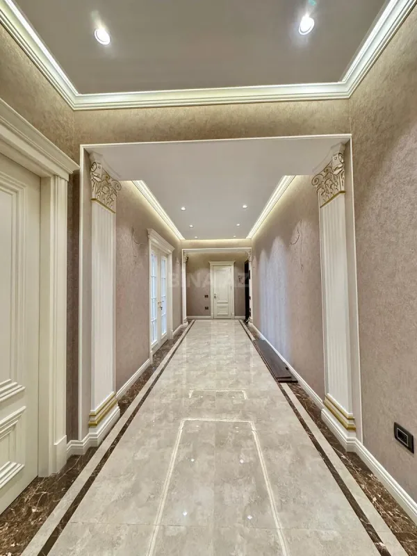 Satılır 2 otaqlı mənzil 112 m²