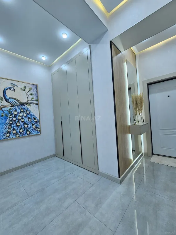 Satılır 2 otaqlı mənzil 77 m²