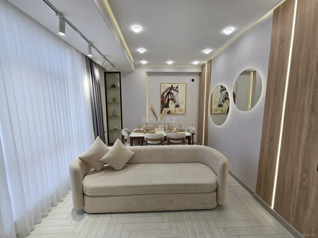 Satılır 2 otaqlı mənzil 77 m²