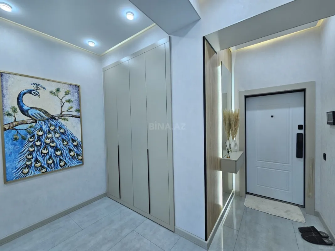 Satılır 2 otaqlı mənzil 77 m²