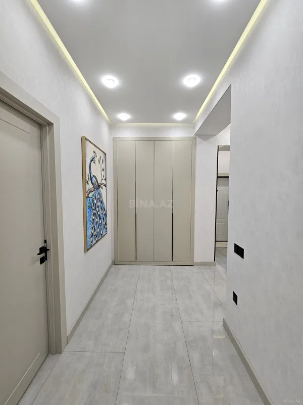 Satılır 2 otaqlı mənzil 77 m²
