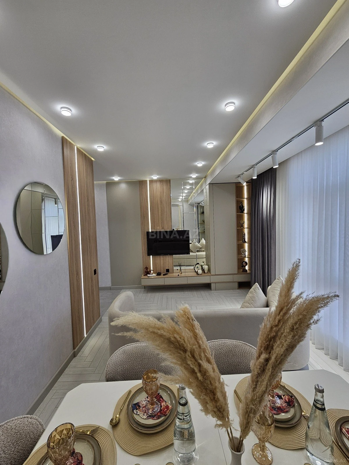 Satılır 2 otaqlı mənzil 77 m²