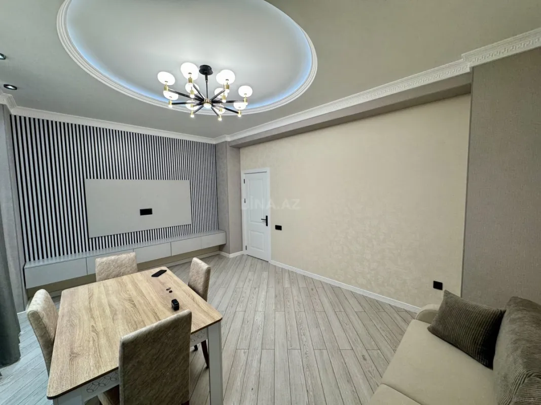 Satılır 2 otaqlı mənzil 88 m²